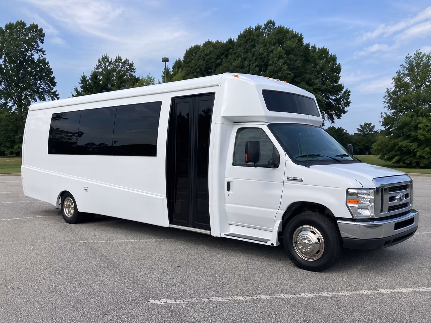 herriman 18 passenger party bus